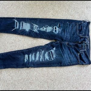 American Eagle super stretch ripped Jeans